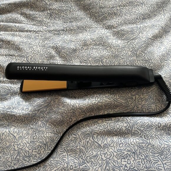 CHI Global Beauty Ceramic Hair Straightener Flat Iron Black 1" New - Picture 3 of 7